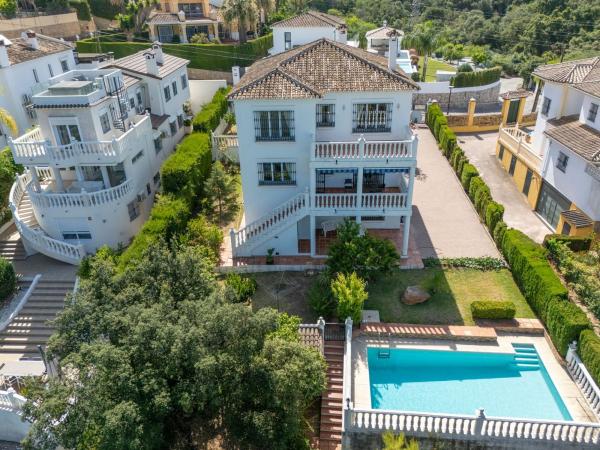 Casa o chalet independiente en Bolivia De (las Cumbres), Green Hills - Las Cumbres de Elviria, Marbella photo 1