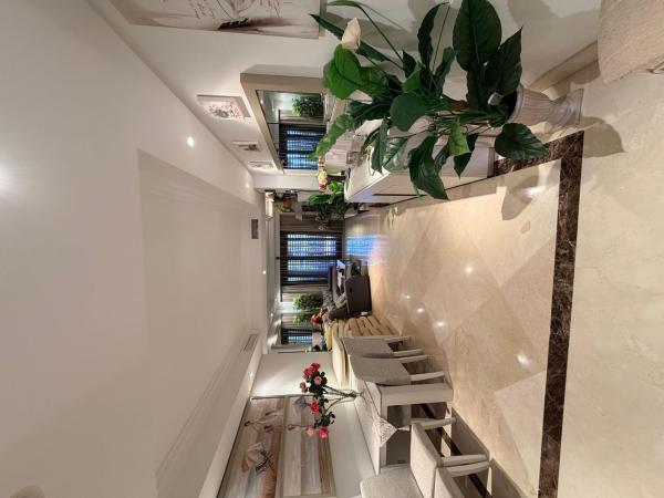 Sale of flat in Piso en Calle Océano Ártico, 3, Centro, Estepona, Estepona
 photo 3