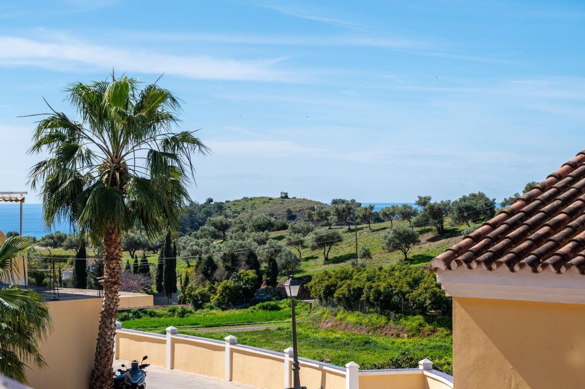 Venta de chalet independiente en Casa o chalet en Pueblo Rocio, Avda Pescia - Ctra de Frigiliana, Nerja, Nerja
 photo 4