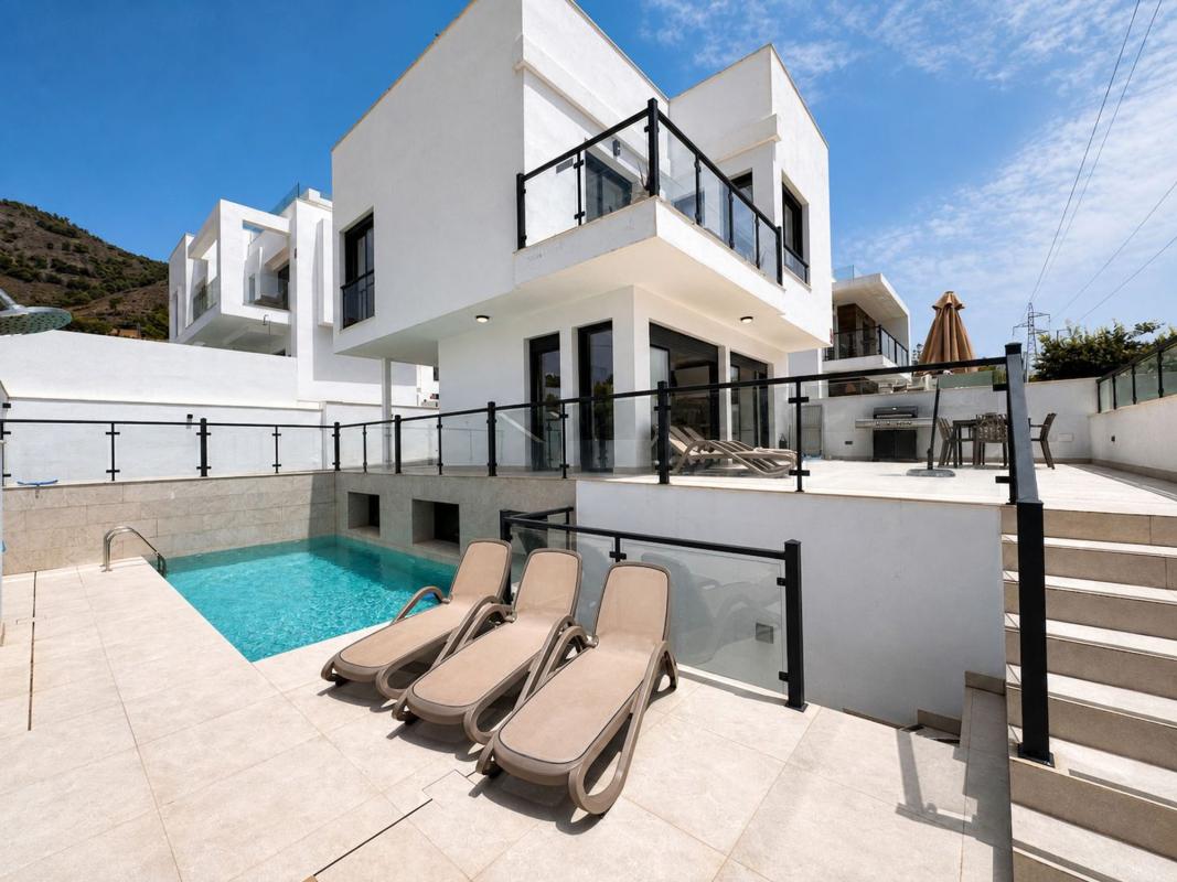 Venta de chalet independiente en Casa o chalet en Calle Bélgica, Capistrano, Nerja, Nerja
photo 4