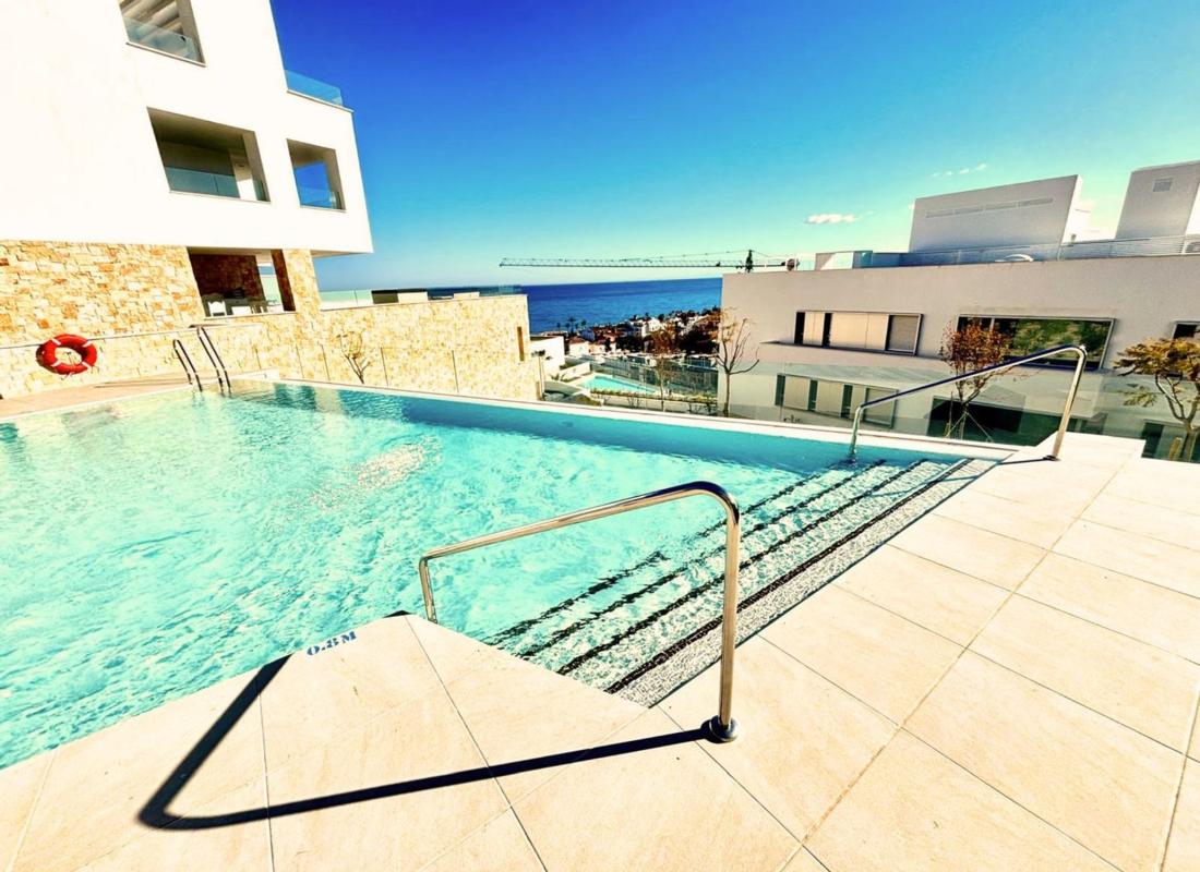Venta de piso en Piso en Gaspara La, 1, Guadalobón, Estepona, Estepona
photo 1