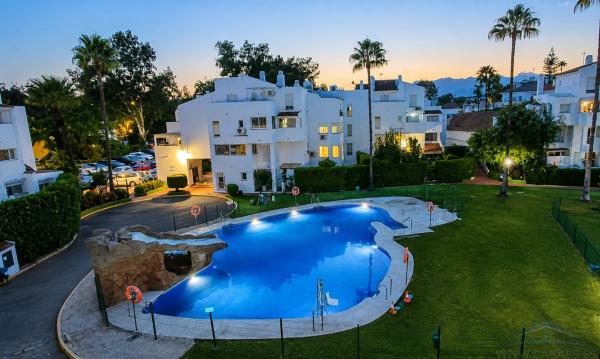 Venta de piso en Piso en Green Hills - Las Cumbres de Elviria, Marbella, Marbella
photo 1