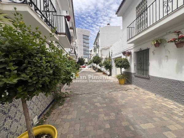 Частный шале на продаже в  Casa o chalet en Pozo de los Palos, 59, Centro, Estepona, Эстепона photo 1