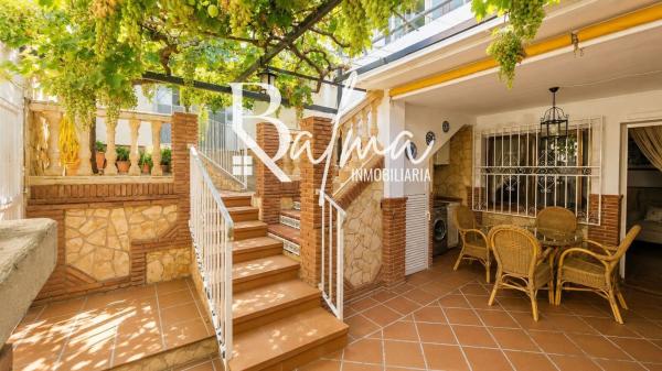Частный шале на продаже в Casa o chalet en Periana, Периана photo 1