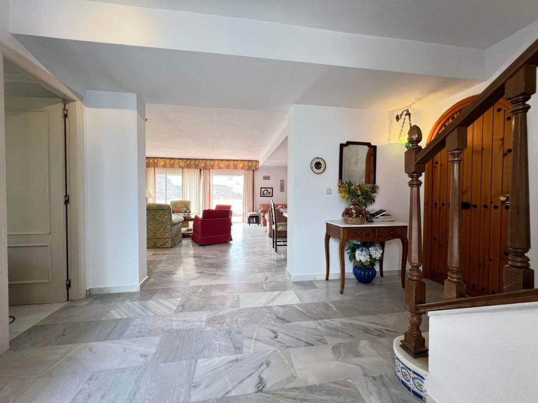 Venta de chalet adosado en Chalet adosado en Urbanizacion Playa de Guadalobon, 67, Guadalobón, Estepona , Estepona photo 3