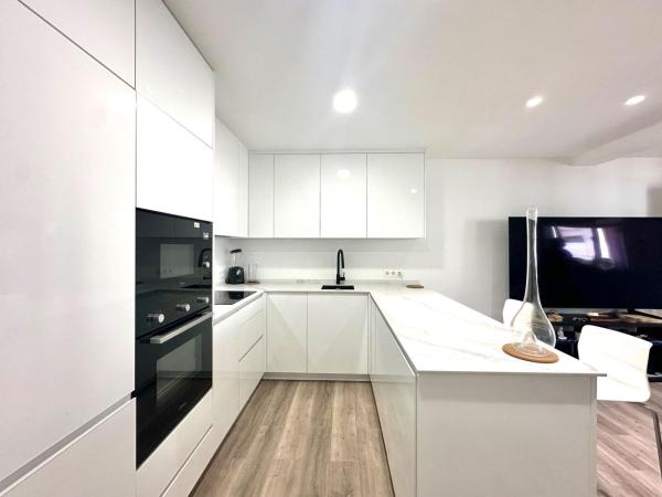 Venta de piso en Piso en Hacienda Elviria, Marbella, Marbella
thumbnail 3