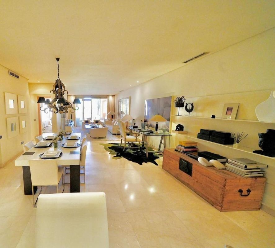 Venta de piso en Piso en Avenida Buchinger, Sierra Blanca, Marbella, Marbella
photo 5