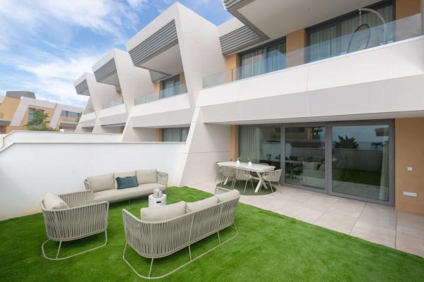 Chalet adosado en Calaburra - Chaparral, Mijas thumbnail 1