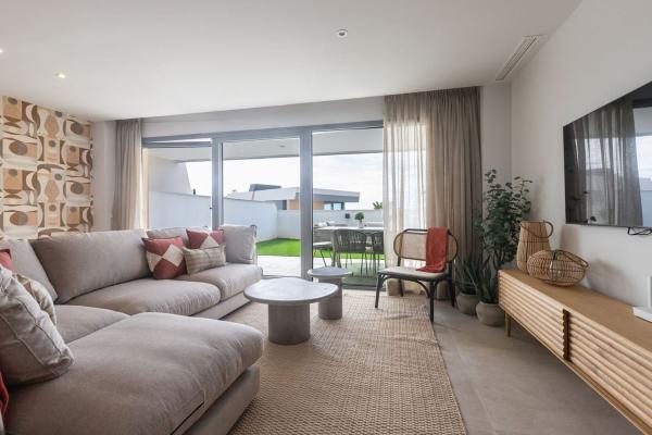 Chalet adosado en Calaburra - Chaparral, Mijas thumbnail 2