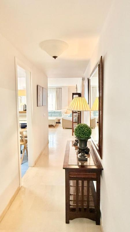 Venta de piso en Piso en Avenida España, Puerto de Estepona, Estepona, Estepona
 photo 2