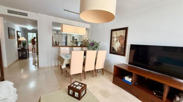 Sale of flat in Piso en Avenida España, Puerto de Estepona, Estepona, Estepona
thumbnail 3