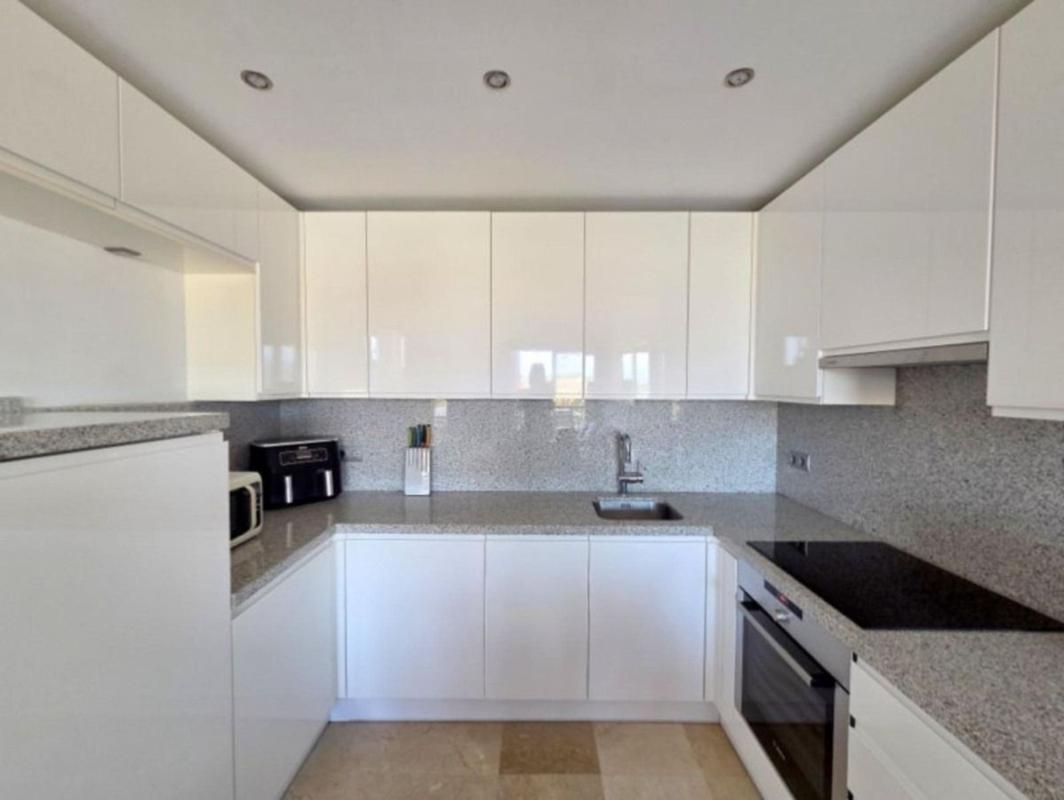 Продажа квартиры на Piso en Duqesa Fairways, La Duquesa, Manilva, Манильва
photo 4