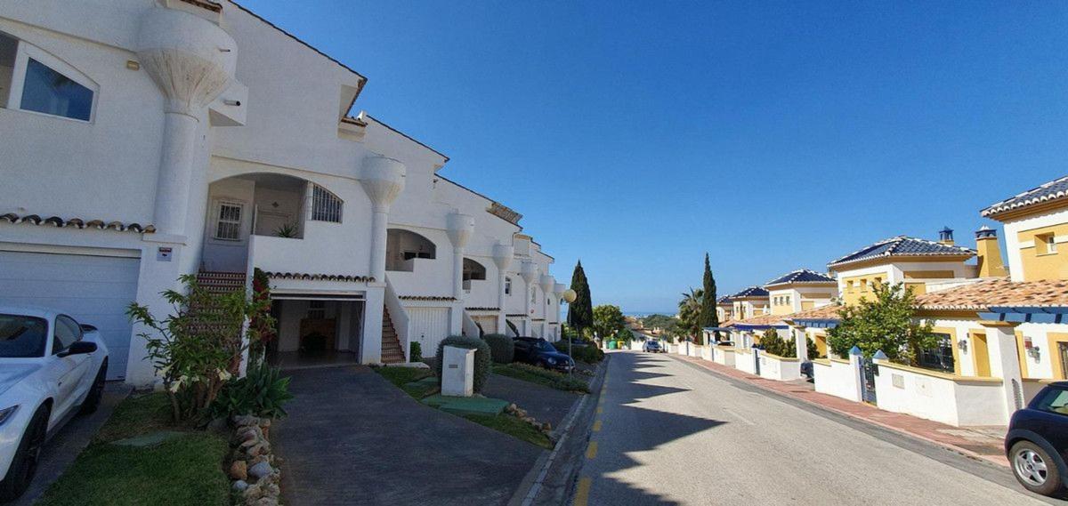 Venta de chalet adosado en Chalet adosado en Sitio de Calahonda, Mijas , Mijas photo 2