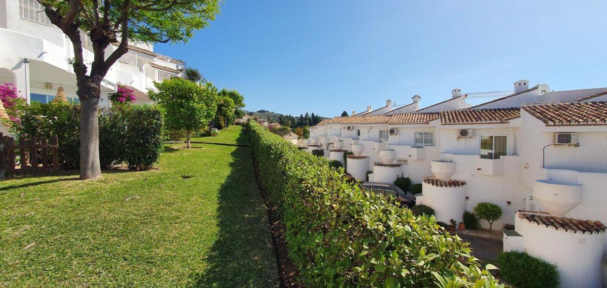 Venta de chalet adosado en Chalet adosado en Sitio de Calahonda, Mijas , Mijas photo 3