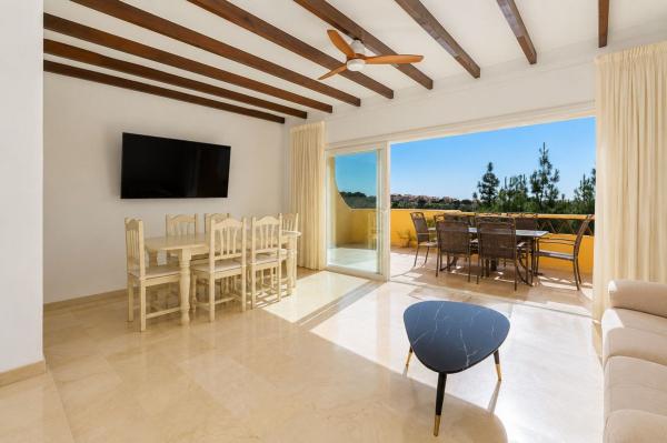 Chalet pareado en Sitio de Calahonda, Mijas photo 4