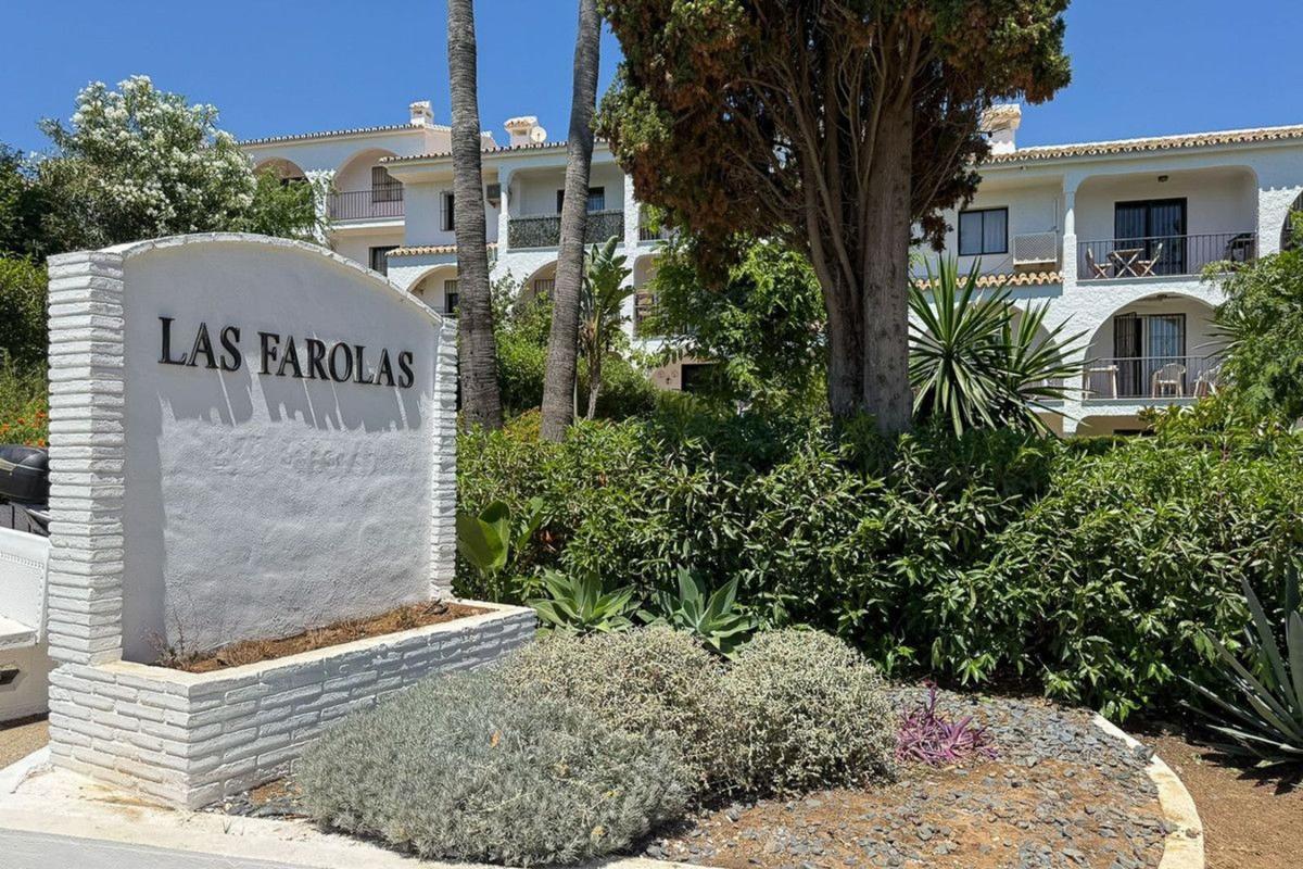 Venta de piso en Piso en Calle Geranio, Calaburra - Chaparral, Mijas, Mijas
photo 2