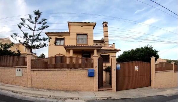 Casa o chalet independiente en Calle las Velas, 20, El Pinar - Palacio de Congresos, Torremolinos photo 1