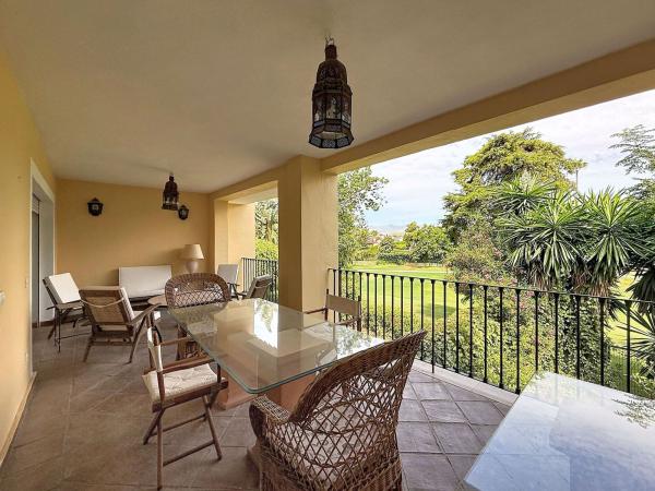 Sprzedaż mieszkania w Piso en Urbanización b Terrazas Guadalmina, Guadalmina Alta, Marbella, Marbella
photo 1