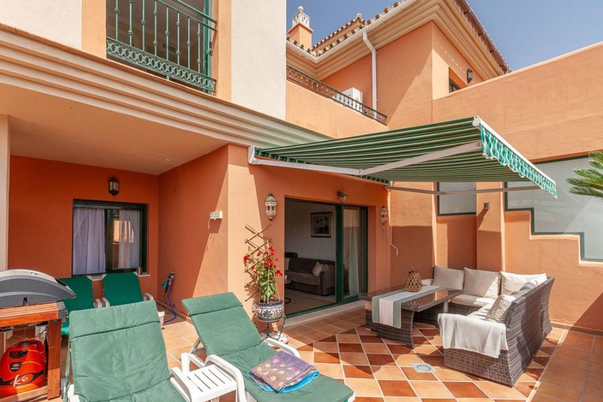 Sprzedaż duplexu w Dúplex en Calle Parral, El Rosario-Ricmar, Marbella, Marbella photo 3