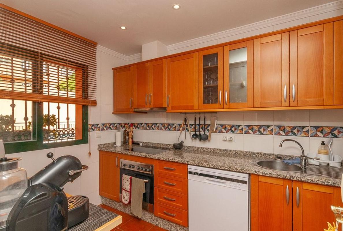 Sprzedaż duplexu w Dúplex en Calle Parral, El Rosario-Ricmar, Marbella, Marbella photo 5