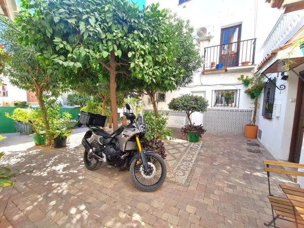 Venta de piso en Piso en Jubrique, Centro, Estepona, Estepona
 photo 1