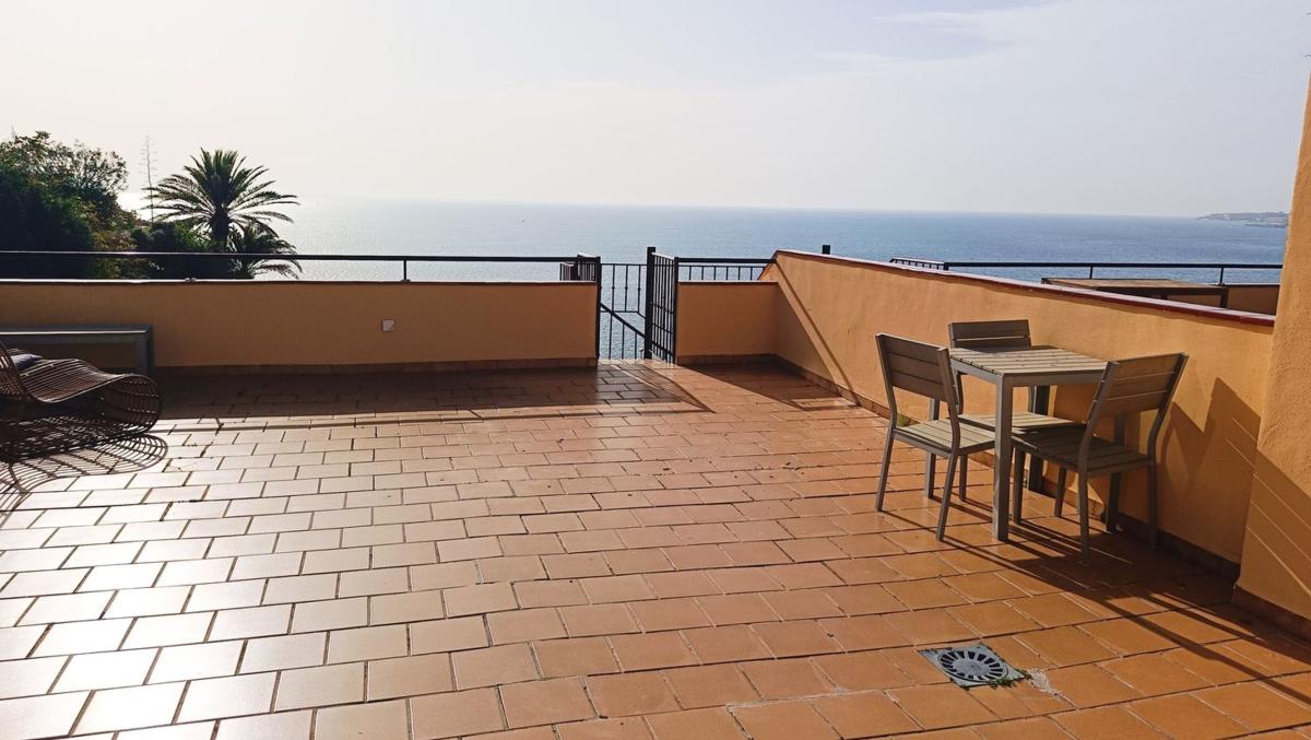 Продажа квартиры на Piso en Calle Carvajal, Torremuelle, Benalmádena, Бенальмадена
 photo 2
