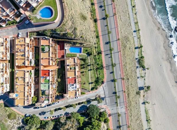 Продажа квартиры на Piso en Calle Carvajal, Torremuelle, Benalmádena, Бенальмадена
thumbnail 2