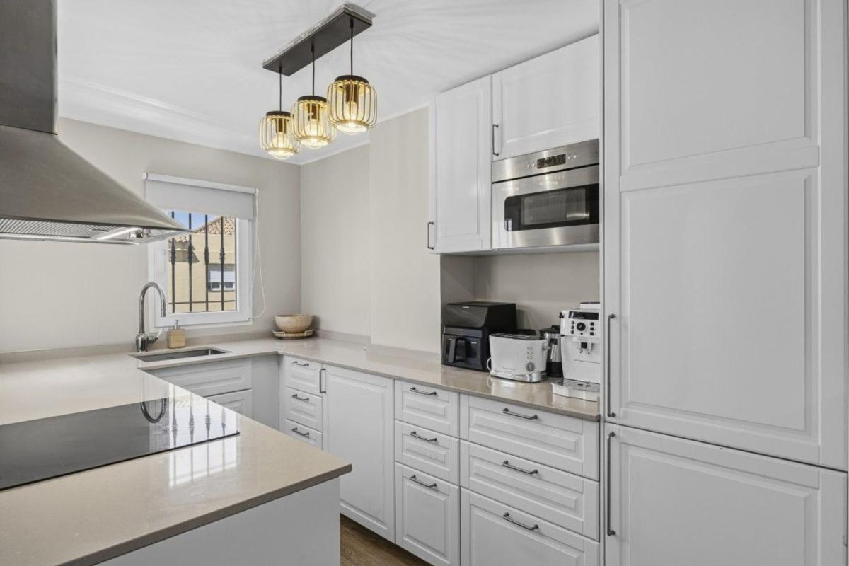 Продажа квартиры на Piso en Calle Vela, Zona Centro Comercial Torrequebrada, Benalmádena, Бенальмадена
photo 3