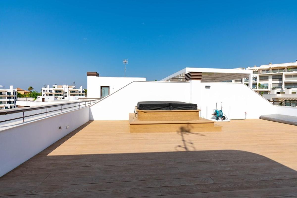 Venta de duplex en Dúplex en Calle República Checa s/n, Huerta Nueva, Estepona, Estepona photo 2