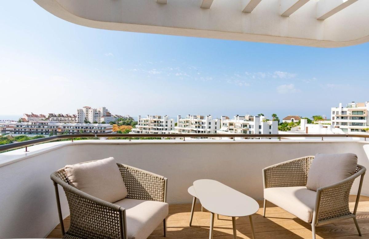 Venta de duplex en Dúplex en Calle República Checa s/n, Huerta Nueva, Estepona, Estepona photo 3
