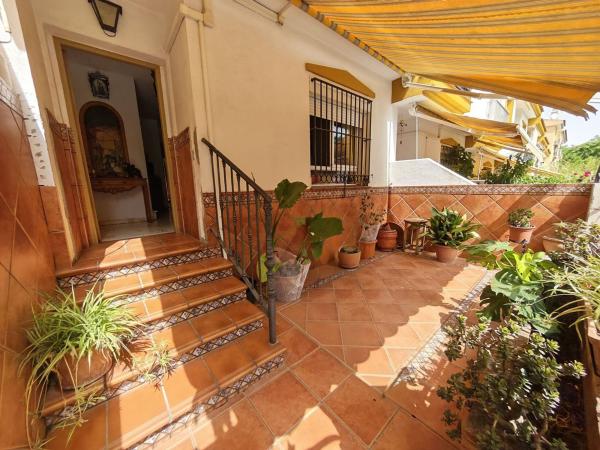 Chalet adosado en Jardines de Alhaurín-Huerta Alta-Fuensanguínea, Alhaurín de la Torre photo 4