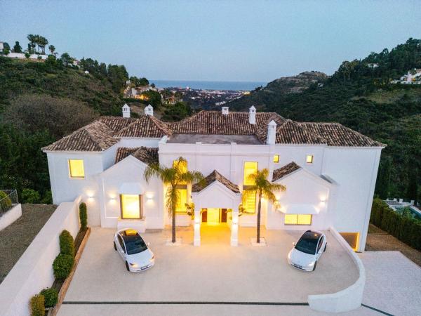 Casa o chalet independiente en Carretera de Benahavis, Paraiso-Barronal, Estepona photo 3