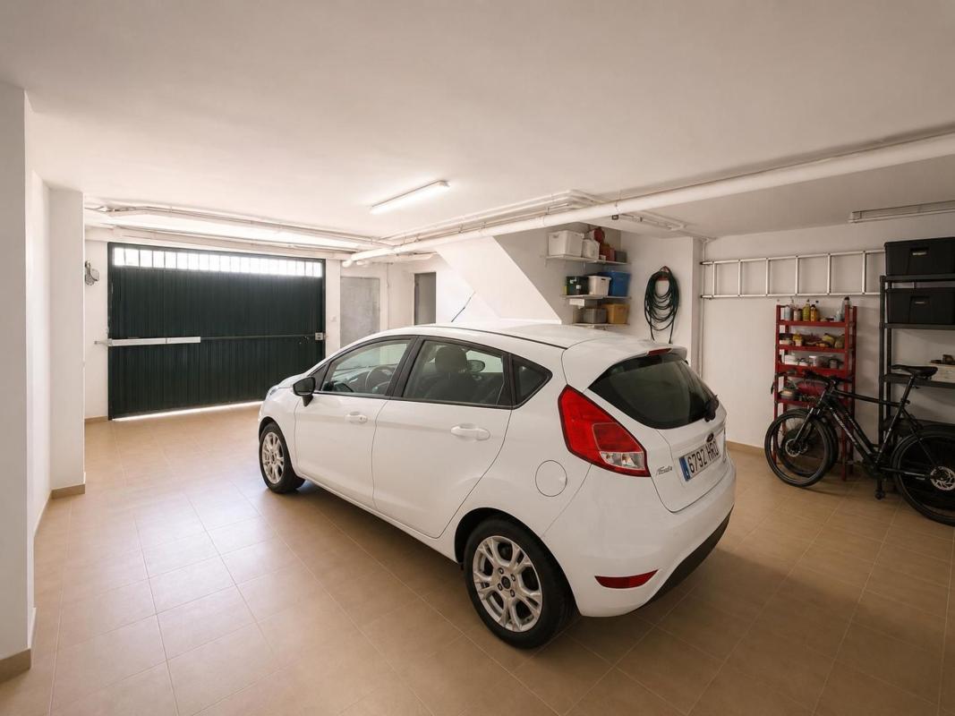 Продажа таунхауса в  Chalet adosado en Calle Hierbamora s/n, Centro, Benalmádena , Бенальмадена photo 4