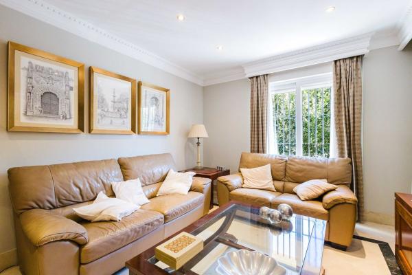 Venta de piso en Piso en Calle Blas Infante, Norte - Barrio del Pilar - El Reñidero, Vélez-Malaga, Vélez-Malaga
thumbnail 3