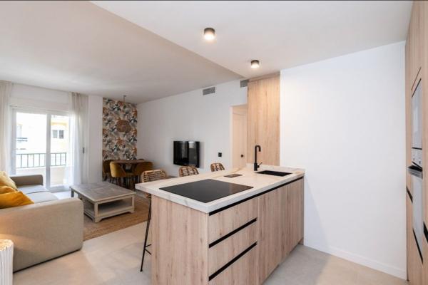 Venta de piso en Piso en Calle Jacinto Benavente, Ricardo Soriano, Marbella, Marbella
 photo 4