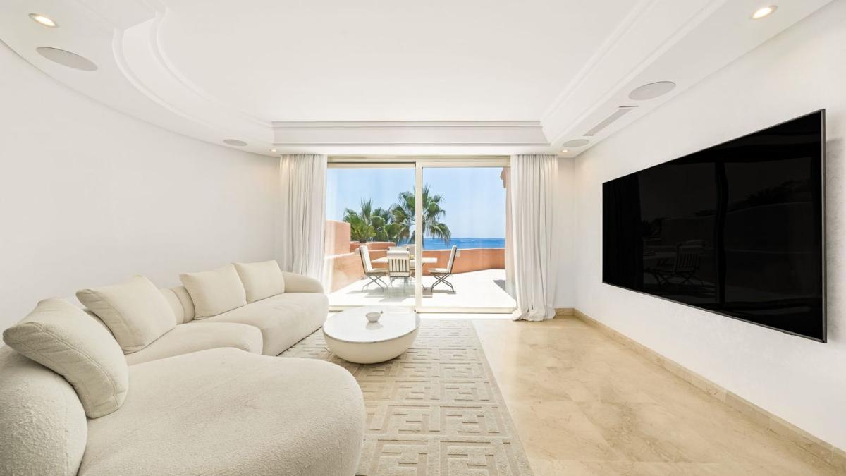 Продажа дуплекса на Dúplex en Calle Realejo, Bahía de Marbella, Marbella, Марбелла photo 5