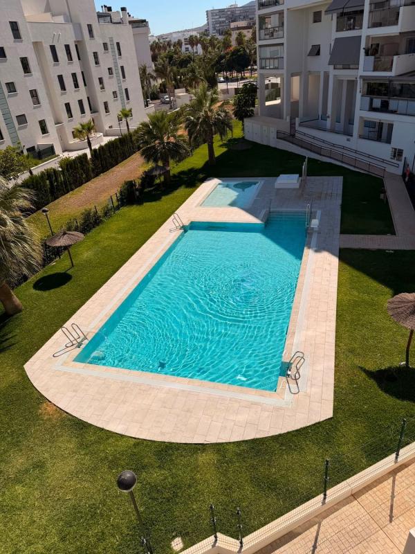 Sprzedaż mieszkania w Piso en Avenida Salvador Dalí, Los Álamos, Torremolinos, Torremolinos
photo 2