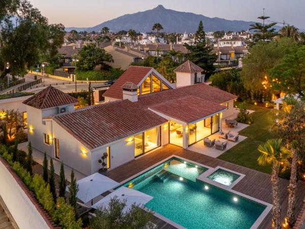 Casa o chalet independiente en Puerto Banús, Marbella photo 1