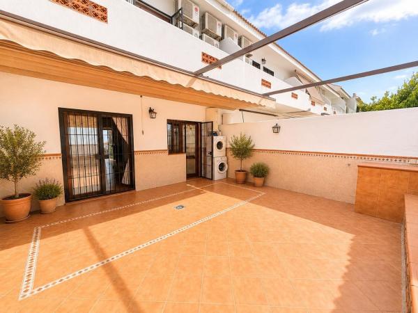 Chalet adosado en Calle Matogrosso, Centro, Benalmádena photo 4