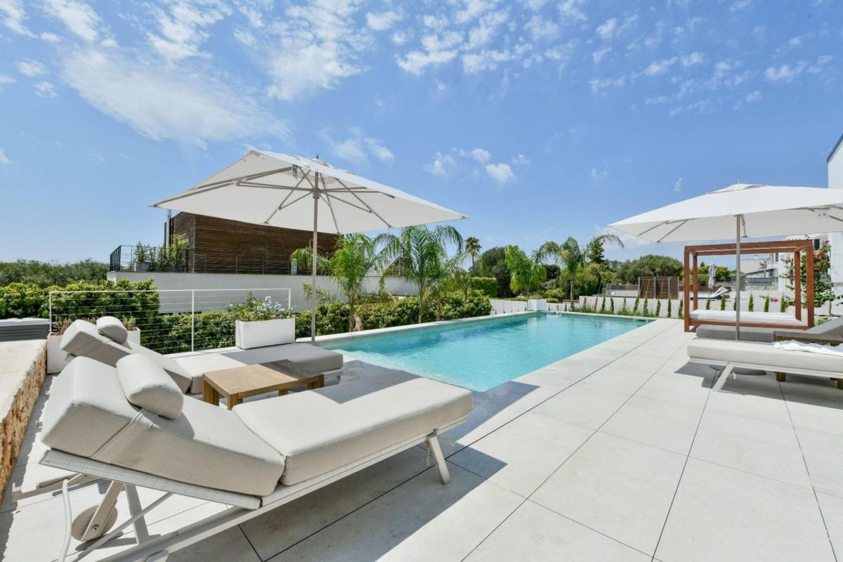 Properties for sale and rent in Spain photo 3