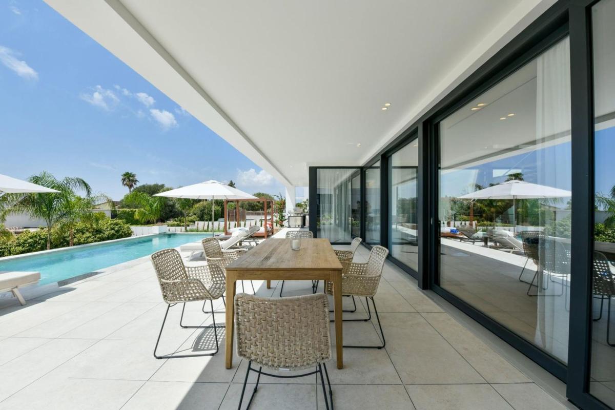 Properties for sale and rent in Spain photo 4