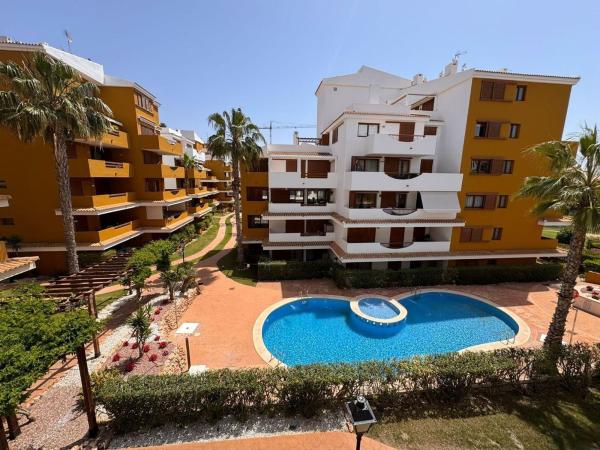 Venta de piso en Piso en Avenida de las Olas, Punta Prima, Torrevieja, Torrevieja
 photo 1