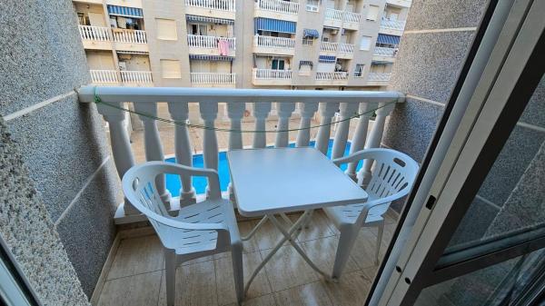 Продажа квартиры на Piso en Calle la Loma, Avenida Habaneras - Curva de Palangre, Torrevieja, Торревьеха
 photo 4