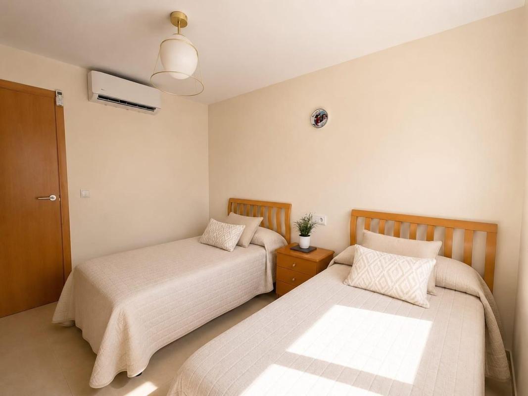 Venta de piso en Piso en Avenida Mestral, Las Azaleas - Alkadir, La Villajoyosa / Vila Joiosa, La Villajoyosa / Vila Joiosa
photo 2