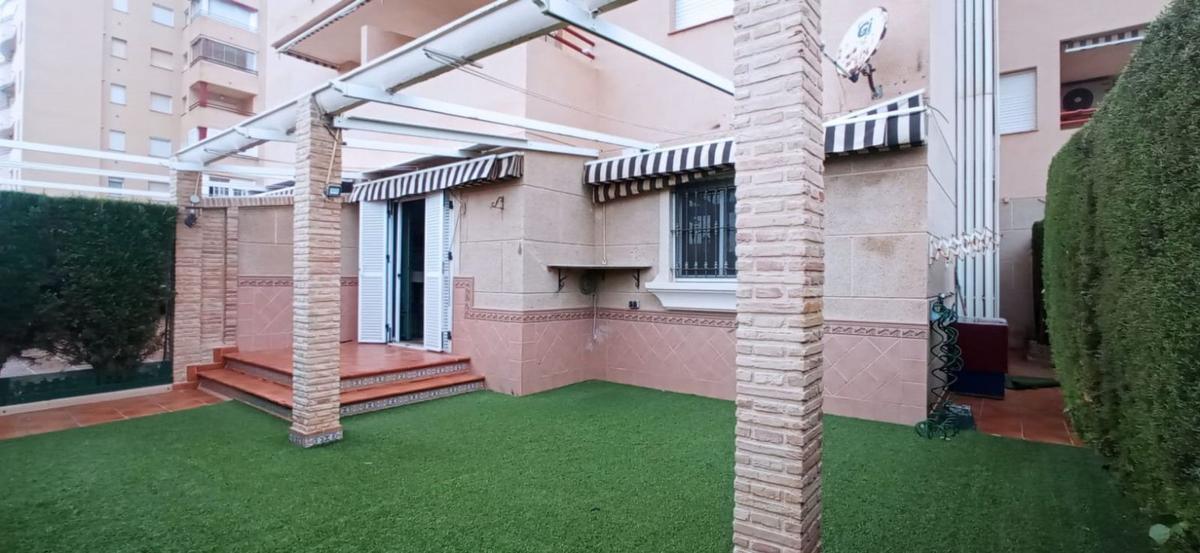 Sprzedaż mieszkania w Piso en Campoamor, Orihuela, Orihuela
photo 1