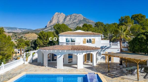 Chalet independiente en venta en Casa o chalet en Avenida Reyes Católicos, Golf Bahía, Finestrat, Finestrat photo 1