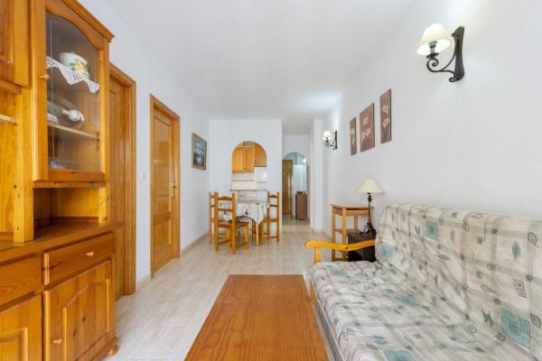 Sale of flat in Piso en Calle la Loma, Antonio Machado, Torrevieja, Torrevieja
photo 1