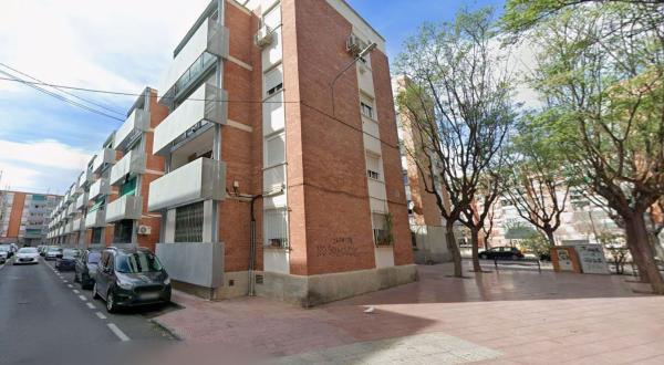 Venta de piso en Piso en Calle Colonia Santa Isabel, Haygon - Universidad, San Vicente del Raspeig, San Vicente del Raspeig
thumbnail 2