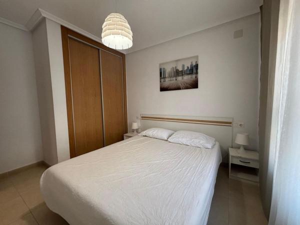 Venta de piso en Piso en Calle Oslo, Playa de los Locos, Torrevieja, Torrevieja
 photo 4