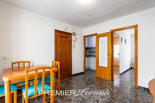 Venta de piso en Piso en Calle Zurbarán, Las Trescientas - San Francisco, Elda, Elda
 photo 3